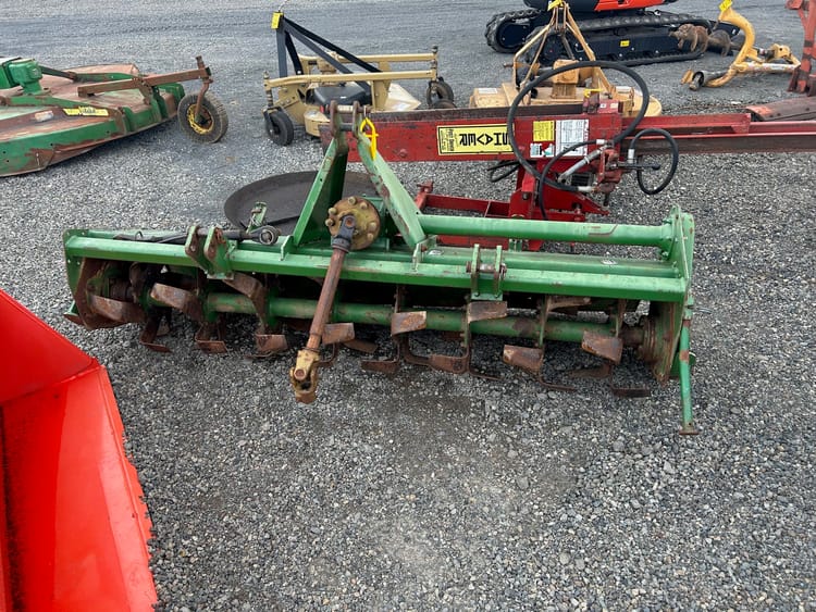 JOHN DEERE 680 TILLER