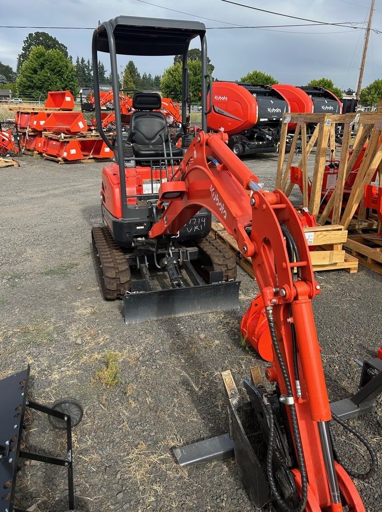 Excavator Kubota U17VR1A